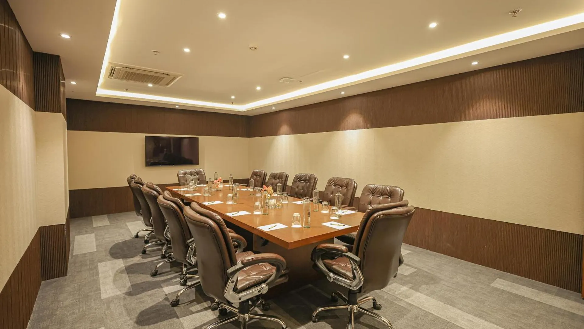 Rhythm Gurugram Hotel & Suites, Sohna Road Gurgaon