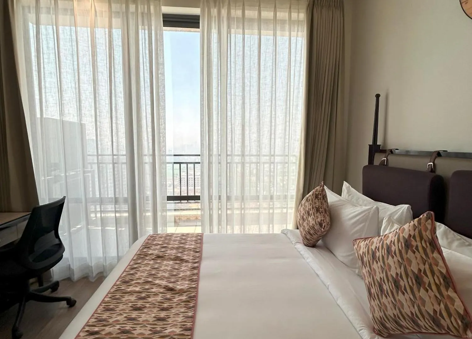 Rhythm Gurugram Hotel & Suites, Sohna Road Gurgaon